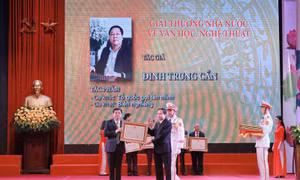Nhạc sỹ Đinh Trung Cẩn: Tổ quốc luôn trong trái tim tôi