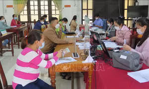 Giảm nghèo bền vững từ nguồn vốn chính sách