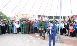 Hội trại tòng quân: Khích lệ tinh thần thanh niên lên đường nhập ngũ