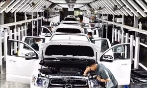 Mỹ lên kế hoạch siết chặt quy định đối với các loại xe kết nối của Trung Quốc