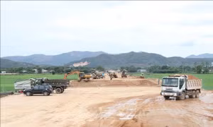 Đẩy nhanh tiến độ thi công các dự án giao thông trọng điểm