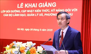 Khai giảng lớp bồi dưỡng kiến thức, kỹ năng cho cán bộ lãnh đạo, quản lý xã, phường, đặc khu