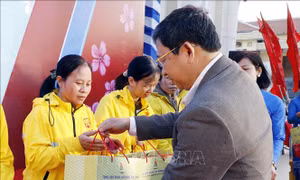 Để tất cả người lao động đều có Tết