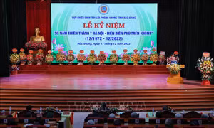 Bắc Giang: Kỷ niệm 50 năm chiến thắng 'Hà Nội - Điện Biên Phủ trên không' 