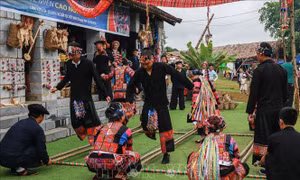 Tháng 11, tôn vinh tinh hoa văn hóa các dân tộc Việt Nam