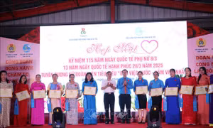 Tạo điều kiện thuận lợi cho công đoàn viên, lao động nữ