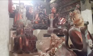Hồi sinh di tích xuống cấp ở Hà Nội - Bài 3: Xã hội hóa và lộ trình 'cứu' di tích