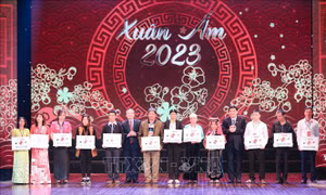 'Xuân ấm' cùng nhau san sẻ yêu thương