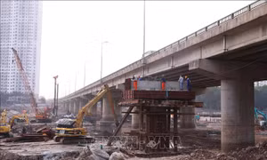 Hà Nội đẩy nhanh xây dựng cầu vượt qua hồ Linh Đàm