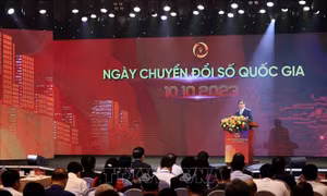 Thủ tướng: Chuyển đổi số phải để người dân, doanh nghiệp được hưởng lợi