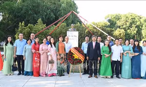 Mùa tháng Năm - Người lại trở về