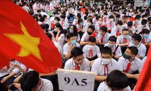 Học sinh nô nức khai giảng: Niềm tin và hy vọng về chặng đường mới trong học tập