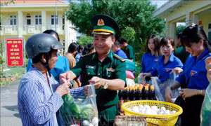Ngày Biên phòng toàn dân 3/3: Đồng hành với người dân vùng biên giới biển