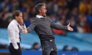 Roberto Mancini - Kiến trúc sư của cuộc hồi sinh thần kỳ