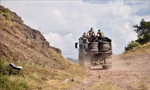 Giới chức quốc phòng Nga - Azerbaijan trao đổi về xung đột biên giới