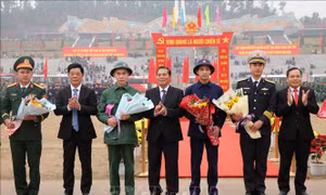 Quân khu 3 giao quân trang trọng, nhanh gọn, an toàn