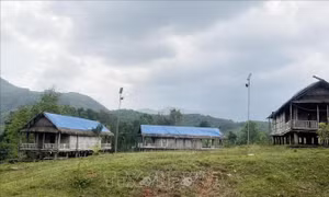 Khu bảo tồn văn hóa H’rê thôn Làng Teng xuống cấp nghiêm trọng