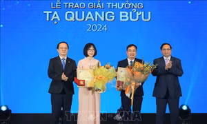Giải thưởng Tạ Quang Bửu 2024 vinh danh hai nhà khoa học ngành Vật lý, Môi trường 