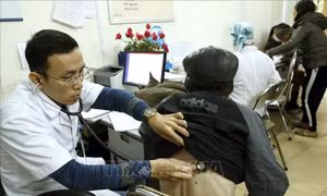 Bảo hiểm y tế giúp giảm gánh nặng tài chính cho người nhiễm HIV