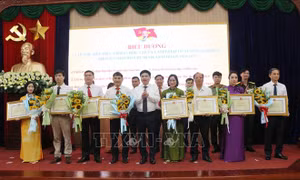 Học và làm theo Bác trở thành việc làm thường xuyên của mỗi cán bộ, đảng viên