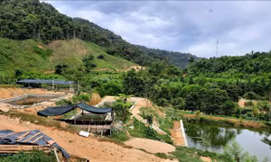 Công bố huyện A Lưới thoát khỏi huyện nghèo 