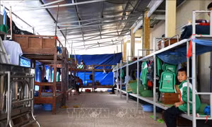 Học sinh Trà Bùi mong nhà bán trú sớm được xây dựng lại sau bão lụt