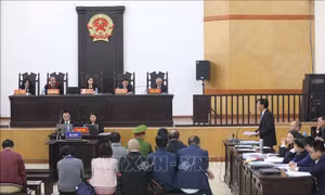 Bị cáo Nguyễn Bắc Son từ chối tiếp tục đối đáp về vai trò của mình trong vụ án