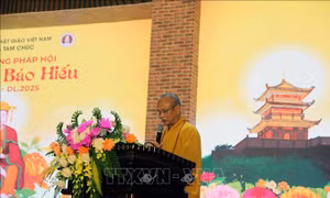 Hàng ngàn tăng ni phật tử tham dự Lễ Vu lan báo hiếu tại Chùa Tam Chúc