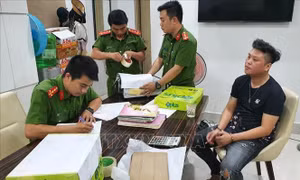Triệt phá đường dây cá độ bóng đá quy mô hàng chục triệu đô