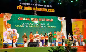 Cần Thơ tổ chức nhiều hoạt động Tết Quân - Dân 2023