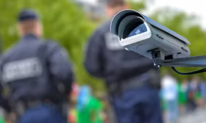 Camera nhận diện khuôn mặt trực tiếp - công cụ hữu hiệu của cảnh sát