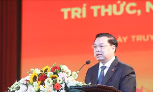 Sáng tạo, cống hiến vì khát vọng Việt Nam hùng cường