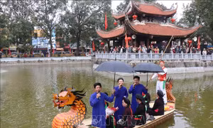 Du khách nô nức trảy hội Lim Xuân Ất Tỵ