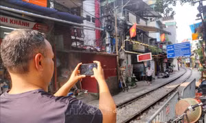 Cục Đường sắt Việt Nam trả lời kiến nghị của các hộ dân phố 'cà phê đường tàu' 