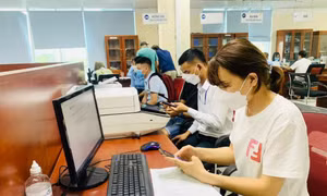TP Hạ Long: Phải xin lỗi công dân nếu chậm giải quyết thủ tục hành chính 