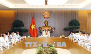 Thường trực Chính phủ thảo luận về tình hình kinh tế xã hội