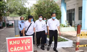 Lãnh đạo Bộ Y tế kiểm tra công tác phòng, chống dịch COVID-19 tại Bến Tre