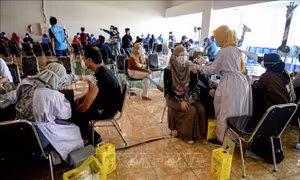 Indonesia áp đặt lệnh phong tỏa một phần tại các điểm nóng dịch bệnh 