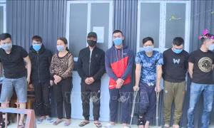 Thanh Hóa: Bắt 8 đối tượng đánh bạc dưới hình thức xóc đĩa