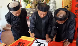 Nơi hội tụ của những người mê chữ Hán Nôm