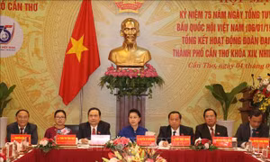 Chủ tịch Quốc hội dự họp mặt kỷ niệm 75 năm Ngày Tổng tuyển cử đầu tiên 