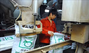 Đề xuất áp dụng thuế suất chung 1% với mặt hàng khô dầu đậu tương làm thức ăn chăn nuôi