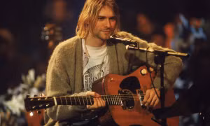 Đấu giá các kỷ vật gắn liền với hai huyền thoại âm nhạc Kurt Cobain, Elvis Presley