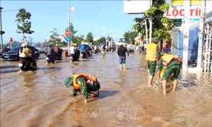 Lâm Đồng yêu cầu các chủ hồ thực hiện nghiêm quy trình xả lũ