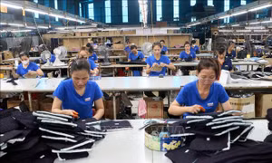 Hoàn thiện cơ sở pháp lý, khẳng định vị trí của tổ chức Công đoàn