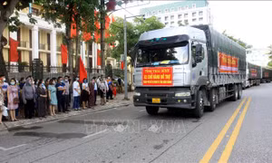 Tiếp tục hỗ trợ TP Hồ Chí Minh và Bình Dương chống dịch