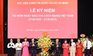 Xây dựng thế hệ nhà báo sẵn sàng dấn thân, trung thành với Đảng, gắn bó với nhân dân