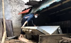 Nghệ An: Kêu gọi giúp đỡ người dân vùng lũ Kỳ Sơn khắc phục khó khăn