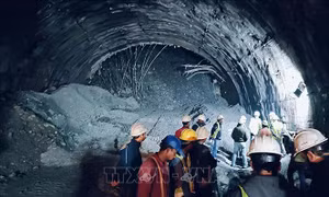 Vụ sập đường hầm ở Ấn Độ: Cần thêm 2 ngày nữa để giải cứu công nhân