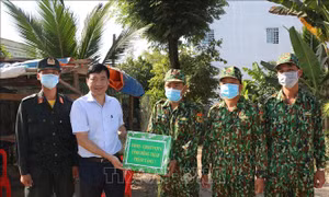 Những ngày không phép của chiến sỹ trên miền biên viễn